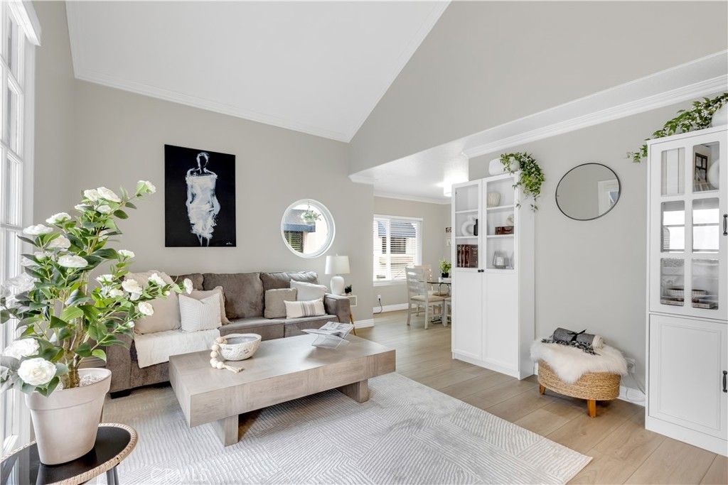 Image 17 of property listing at 7442 Coho 106, Huntington Beach, CA 92648