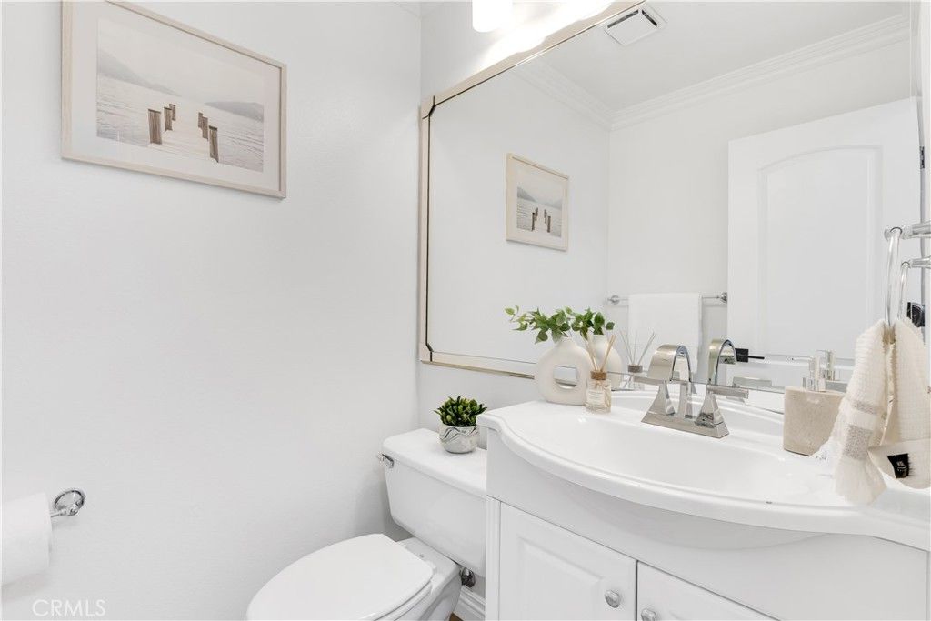 Image 20 of property listing at 7442 Coho 106, Huntington Beach, CA 92648