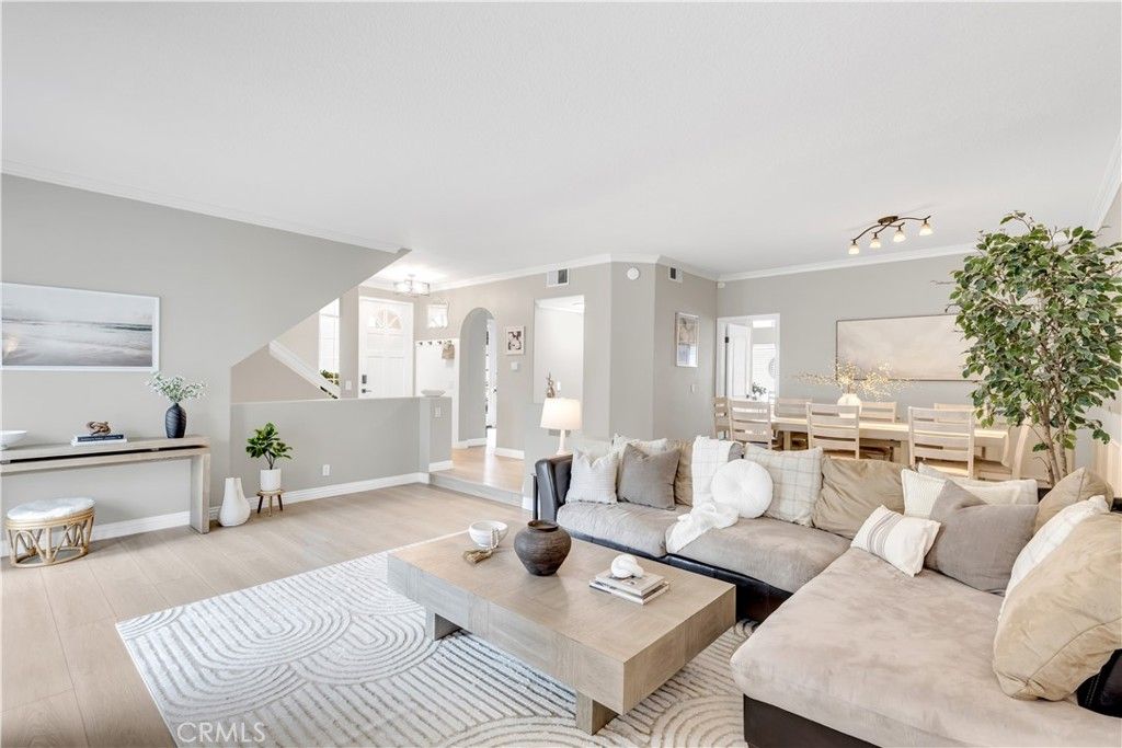 Image 4 of property listing at 7442 Coho 106, Huntington Beach, CA 92648