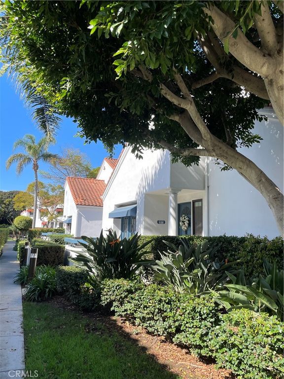 Image 40 of property listing at 7442 Coho 106, Huntington Beach, CA 92648