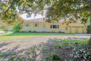 4590 Secord Lake Road, Leonard, MI 48367