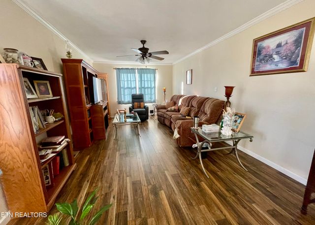 303 Curtis Rd, Tellico Plains, TN 37385