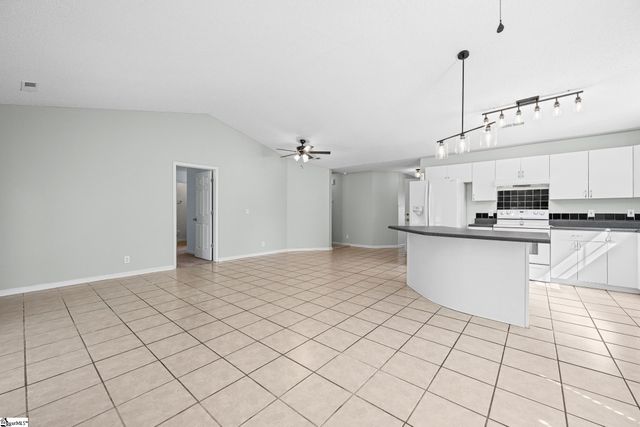 215 Bright Morning Lane, Fountain Inn, SC 29644