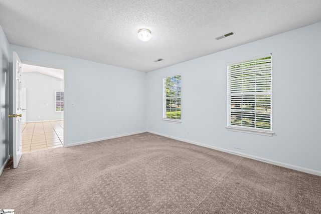 215 Bright Morning Lane, Fountain Inn, SC 29644