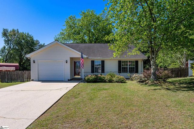 215 Bright Morning Lane, Fountain Inn, SC 29644