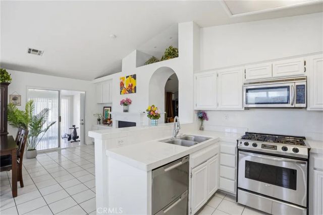 6011 Sandpiper, Palmdale, CA 93552