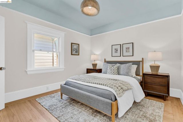 1710 Russell, Berkeley, CA 94703