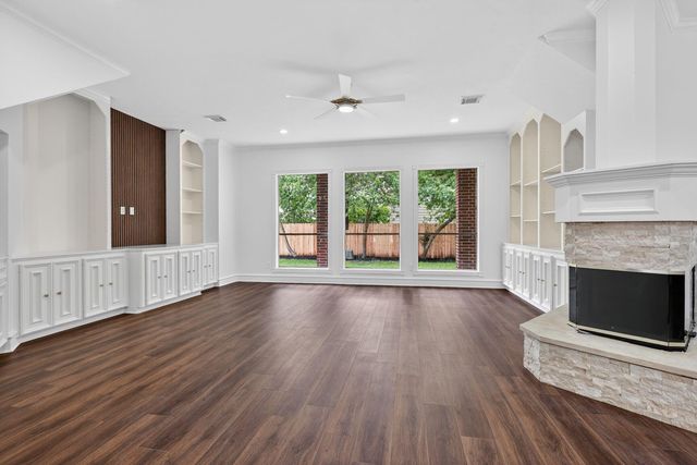 17519 Shelburne Lane, Spring, TX 77379