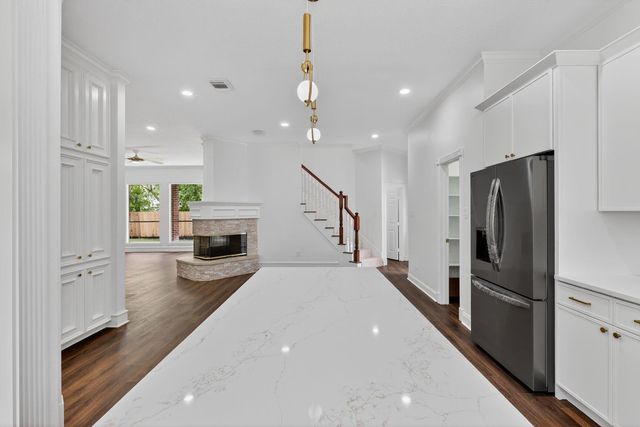 17519 Shelburne Lane, Spring, TX 77379