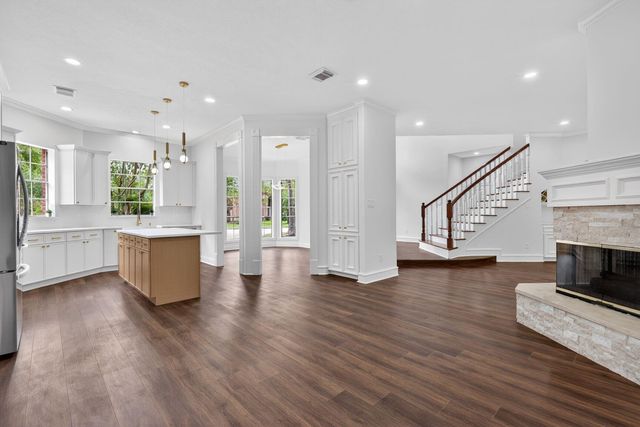 17519 Shelburne Lane, Spring, TX 77379