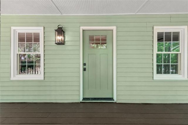 3718 Summit Drive NW, Acworth, GA 30101