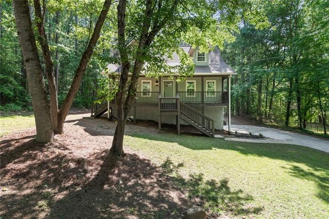 3718 Summit Drive NW, Acworth, GA 30101