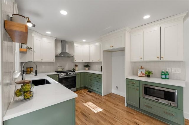 3718 Summit Drive NW, Acworth, GA 30101