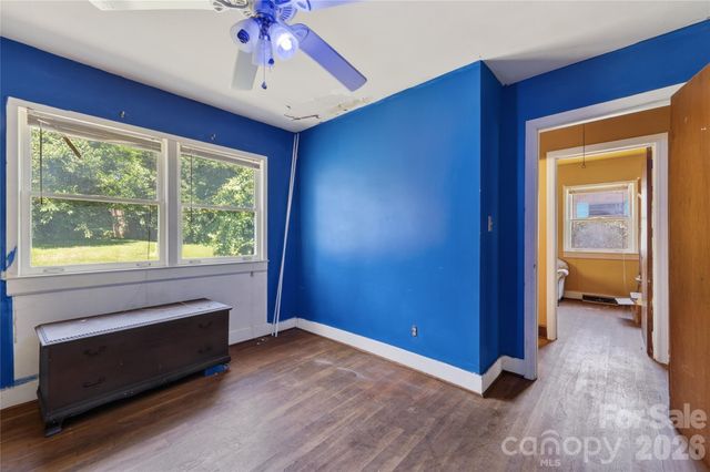 1632 Madison Avenue, Charlotte, NC 28216