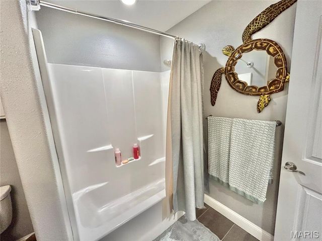 12200 Country Oaks Drive, Rolla, MO 65401