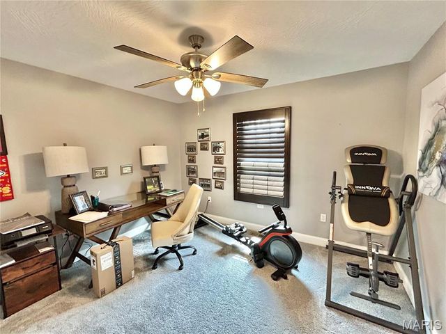 12200 Country Oaks Drive, Rolla, MO 65401