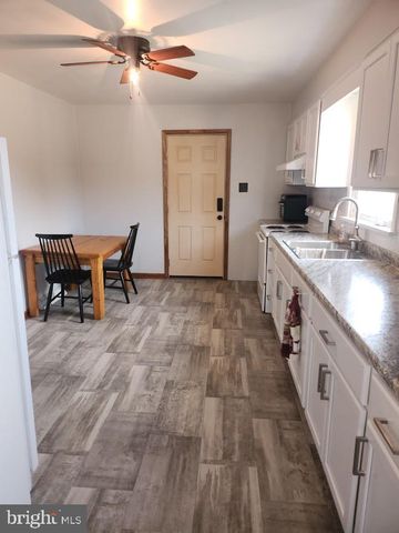 10314 HYNDMAN ROAD, Manns Choice, PA 15550