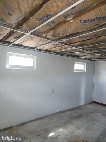 10314 HYNDMAN ROAD, Manns Choice, PA 15550