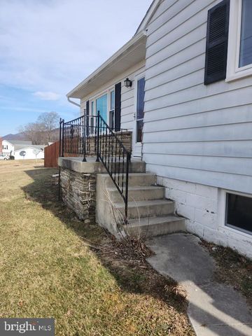 10314 HYNDMAN ROAD, Manns Choice, PA 15550