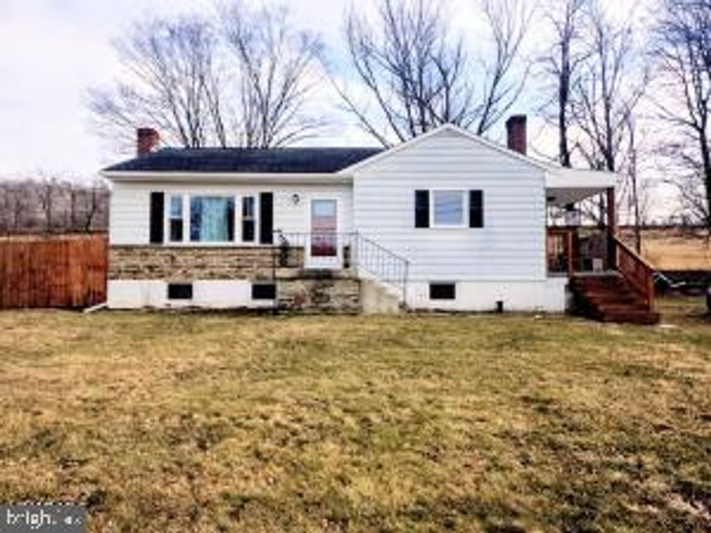 10314 HYNDMAN ROAD, Manns Choice, PA 15550