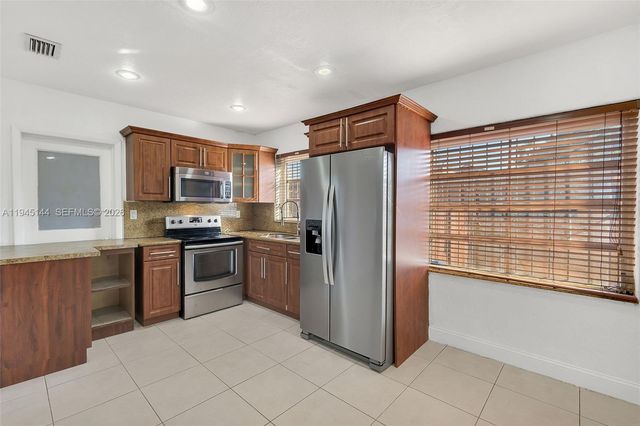 3235 NW 23rd Ave, Miami, FL 33142