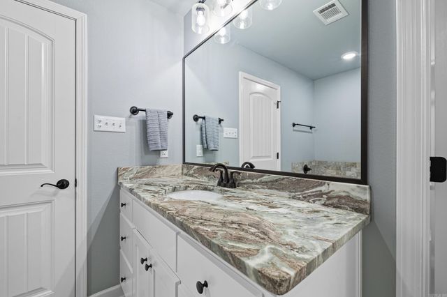 30 Aberdeen Drive, Cabot, AR 72023