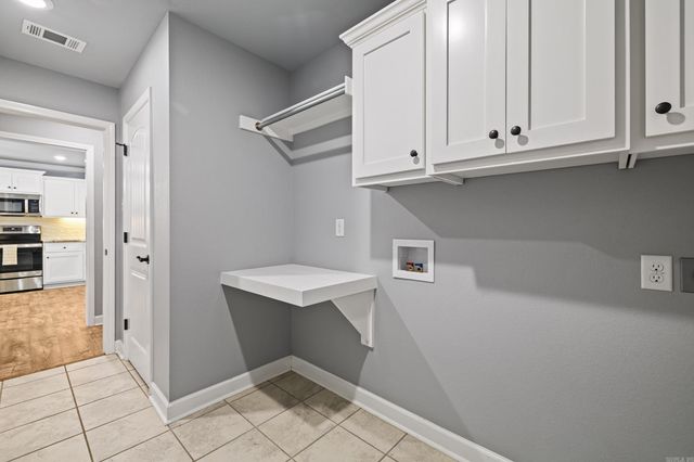 30 Aberdeen Drive, Cabot, AR 72023