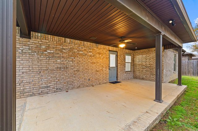 30 Aberdeen Drive, Cabot, AR 72023