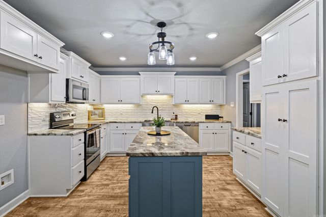 30 Aberdeen Drive, Cabot, AR 72023