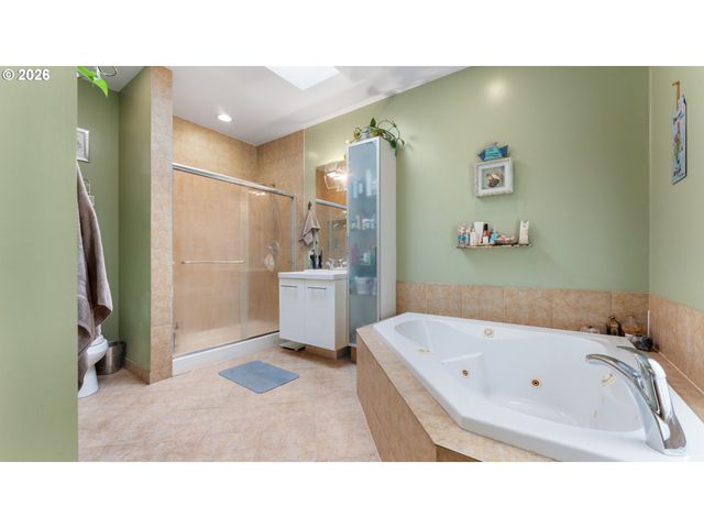 56100 Spring Creek Rd, Bandon, OR 97411