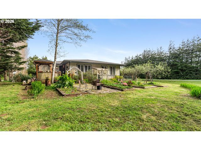 56100 Spring Creek Rd, Bandon, OR 97411