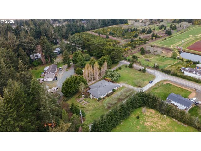 56100 Spring Creek Rd, Bandon, OR 97411