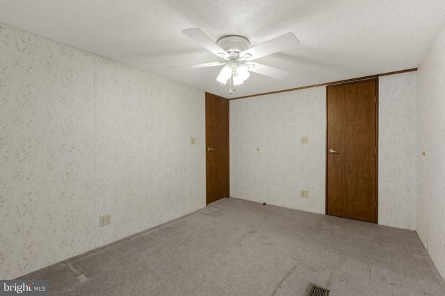 21 JAKE DR, Ronks, PA 17572