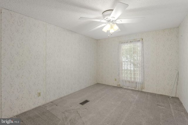 21 JAKE DR, Ronks, PA 17572