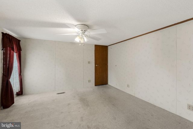 21 JAKE DR, Ronks, PA 17572
