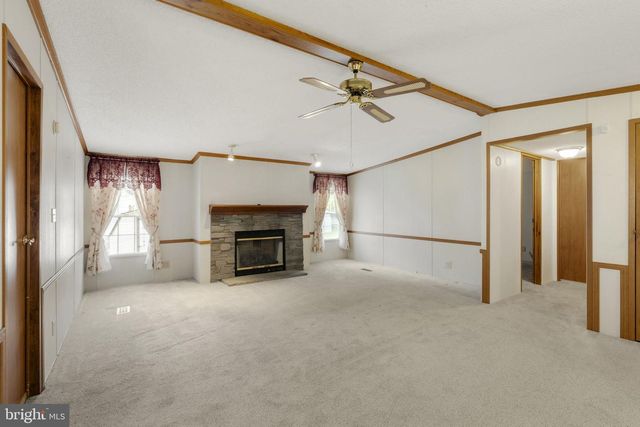 21 JAKE DR, Ronks, PA 17572