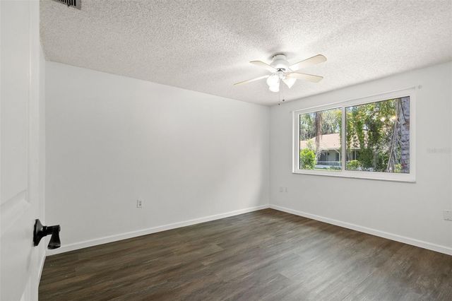8804 LINCOLNSHIRE DRIVE, Hudson, FL 34667