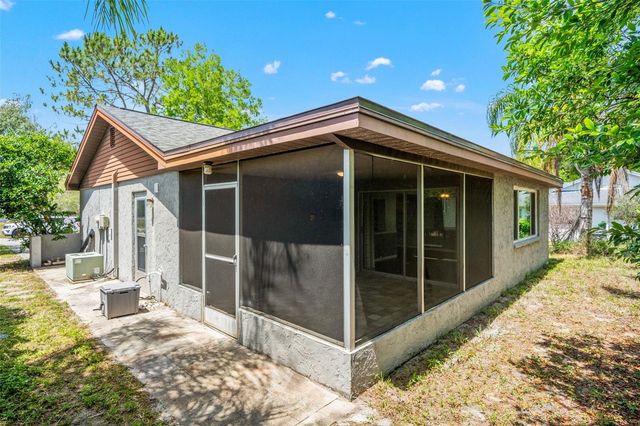 8804 LINCOLNSHIRE DRIVE, Hudson, FL 34667