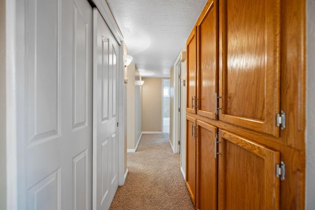 1449 W Whitendale Avenue, Visalia, CA 93277