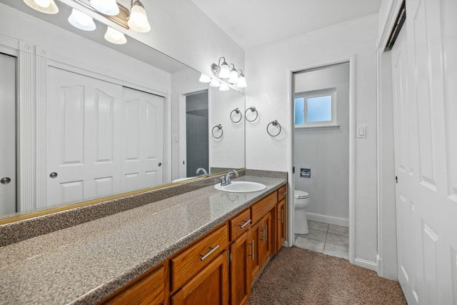 1449 W Whitendale Avenue, Visalia, CA 93277