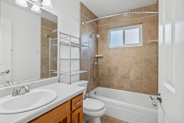 1449 W Whitendale Avenue, Visalia, CA 93277