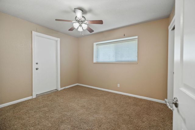 1449 W Whitendale Avenue, Visalia, CA 93277