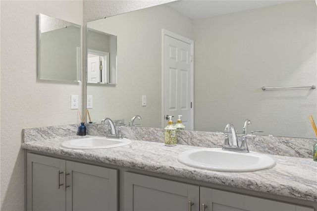 11759 SABAL SCRUB COURT, Riverview, FL 33579