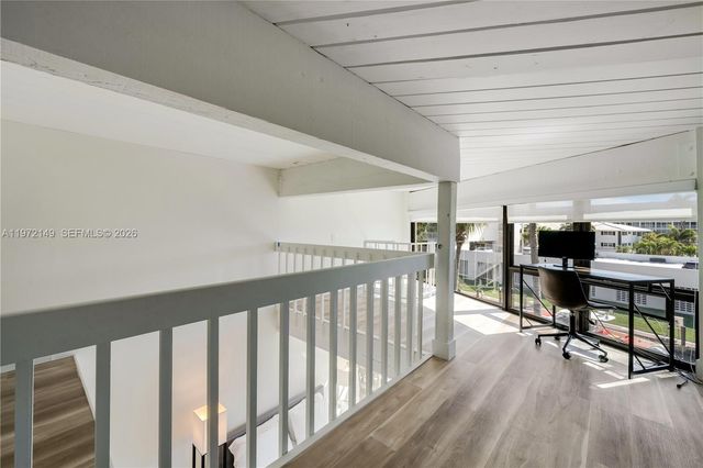 3068 NE 49th St, Fort Lauderdale, FL 33308
