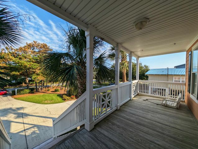 758 Parker Dr., Pawleys Island, SC 29585
