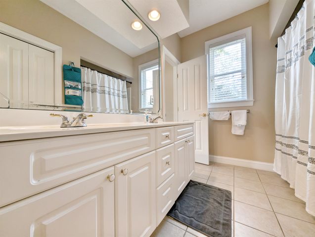 758 Parker Dr., Pawleys Island, SC 29585