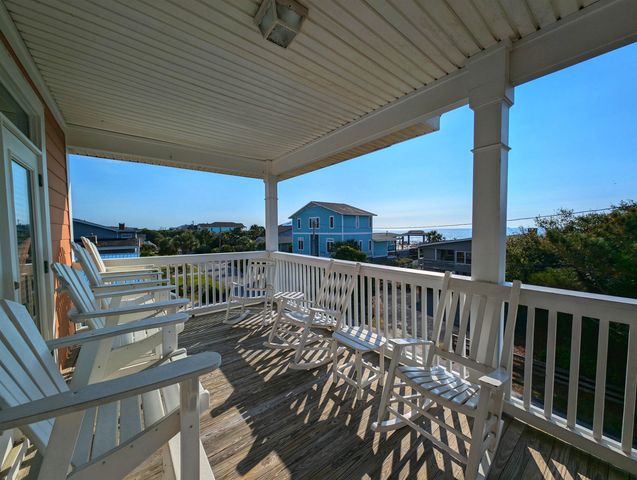 758 Parker Dr., Pawleys Island, SC 29585
