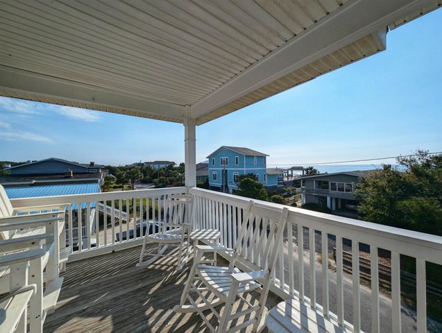758 Parker Dr., Pawleys Island, SC 29585