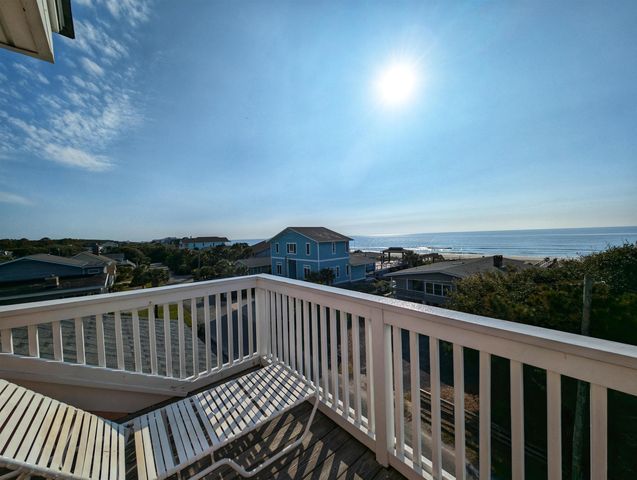 758 Parker Dr., Pawleys Island, SC 29585
