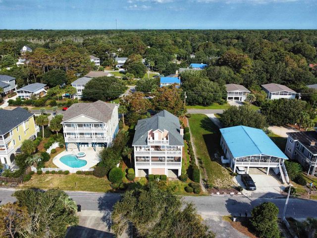 758 Parker Dr., Pawleys Island, SC 29585